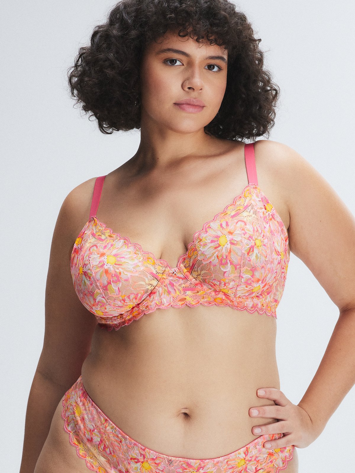 SUNRAY LACE PLUNGA BRA 2-PICECE SET